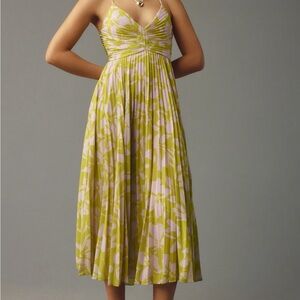 ASTR the Label Blythe V-Neck Midi Dress